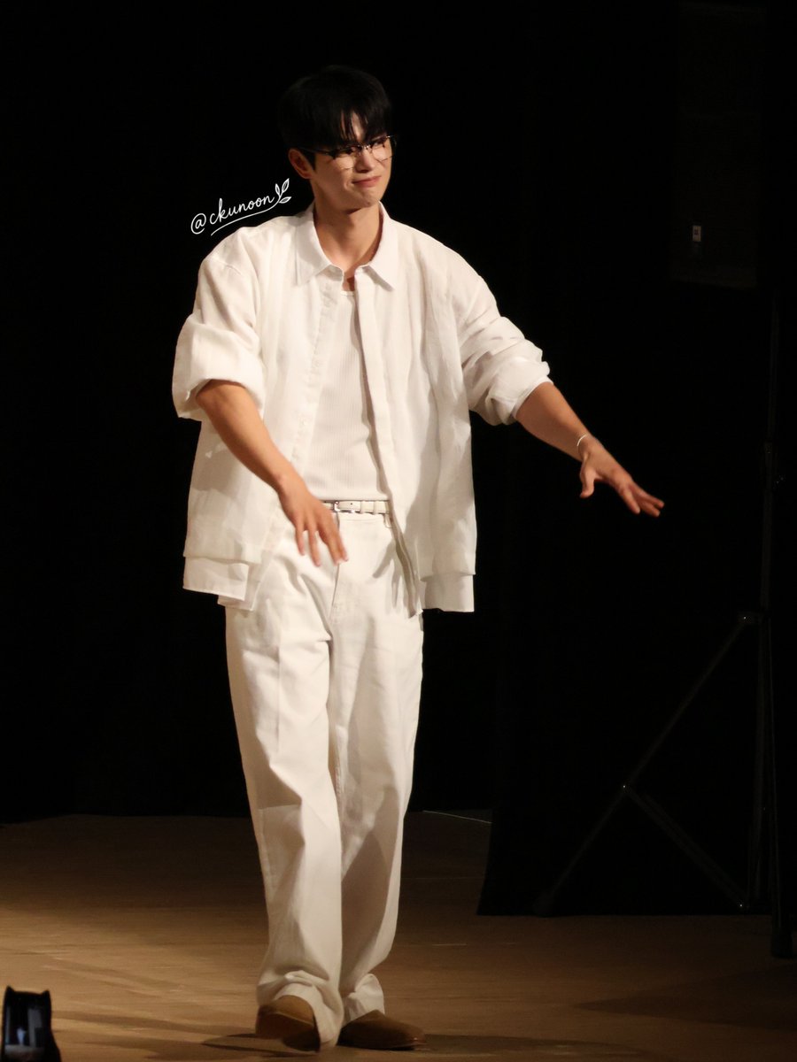 ckunoon's tweet photo. リリイベ東京
リスパ2部

#서인국 
#SEOINGUK #ソイングク
 #TRACE https://t.co/7DYnrMmfDK