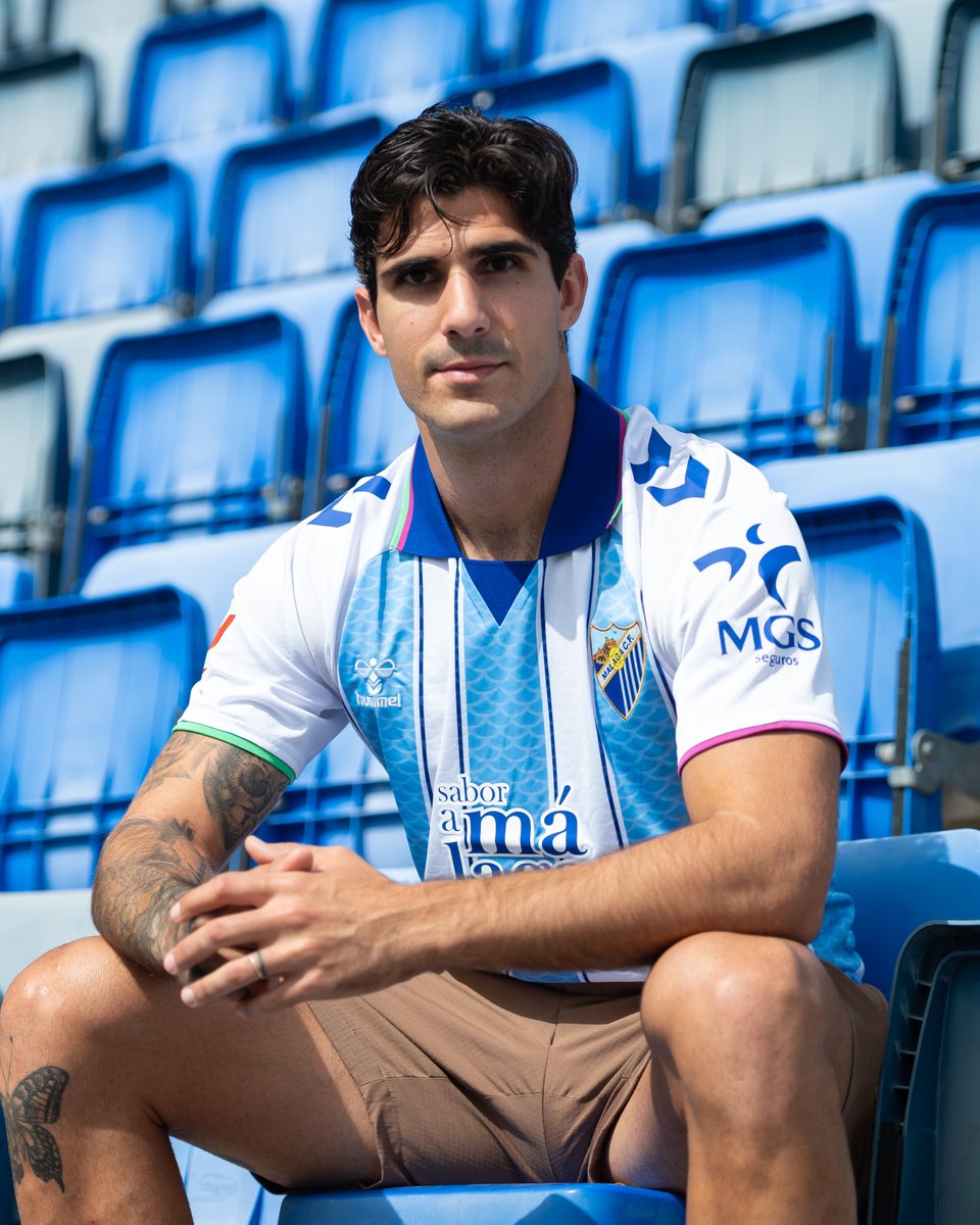 MalagaCF's tweet photo. Bienvenido al 𝗯𝗹𝗮𝗻𝗾𝘂𝗶𝗮𝘇𝘂𝗹 🩵🤍