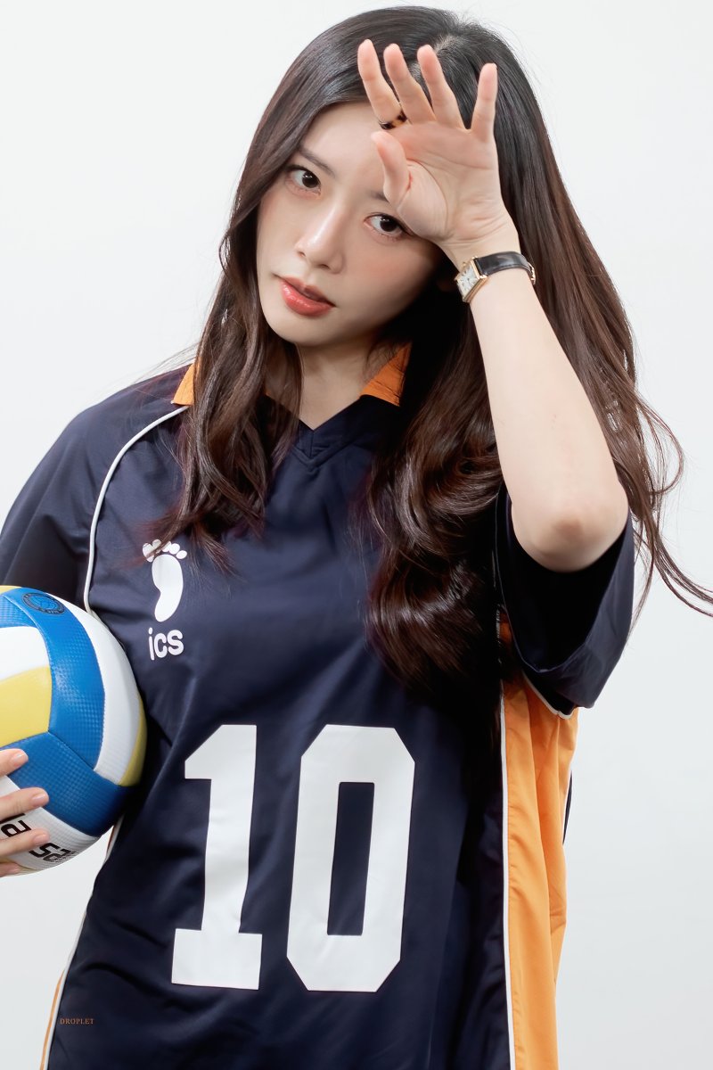 droplet_jiu's tweet photo. 260828 HQ 

#드림캐쳐 #유아유 #지유 #김민지 
#Dreamcatcher #UAU #JIU https://t.co/0hKv9bqANR