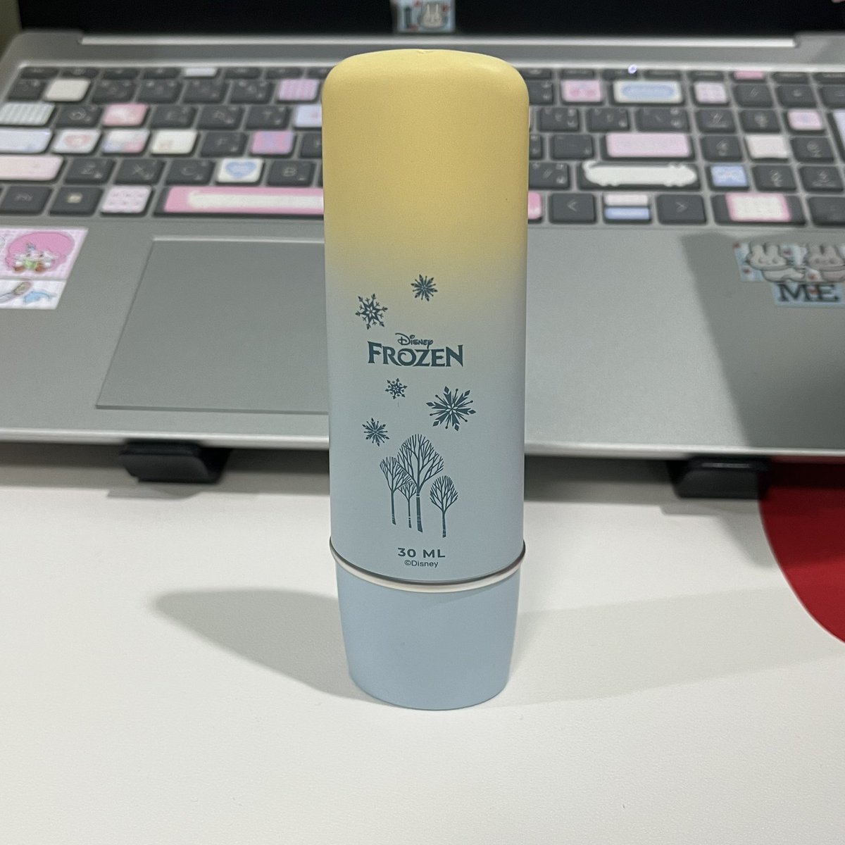 mmforsell_'s tweet photo. ส่งต่อ กันแดด her hyness disney frozen
🫧 สูตร UV Adapt Water SPF50+ PA++++
🏷️ 230-. (from750) free shipping flash

เหลือประมาณ 60-70% สนใจ dm 💌
#ส่งต่อสกินแคร์มือสอง #ส่งต่อสกินแคร์ #ส่งต่อกันแดด #ส่งต่อherhyness #ส่งต่อเครื่องสำอาง #ส่งต่อเครื่องสำอางมือสอง https://t.co/DYqlJubnwf