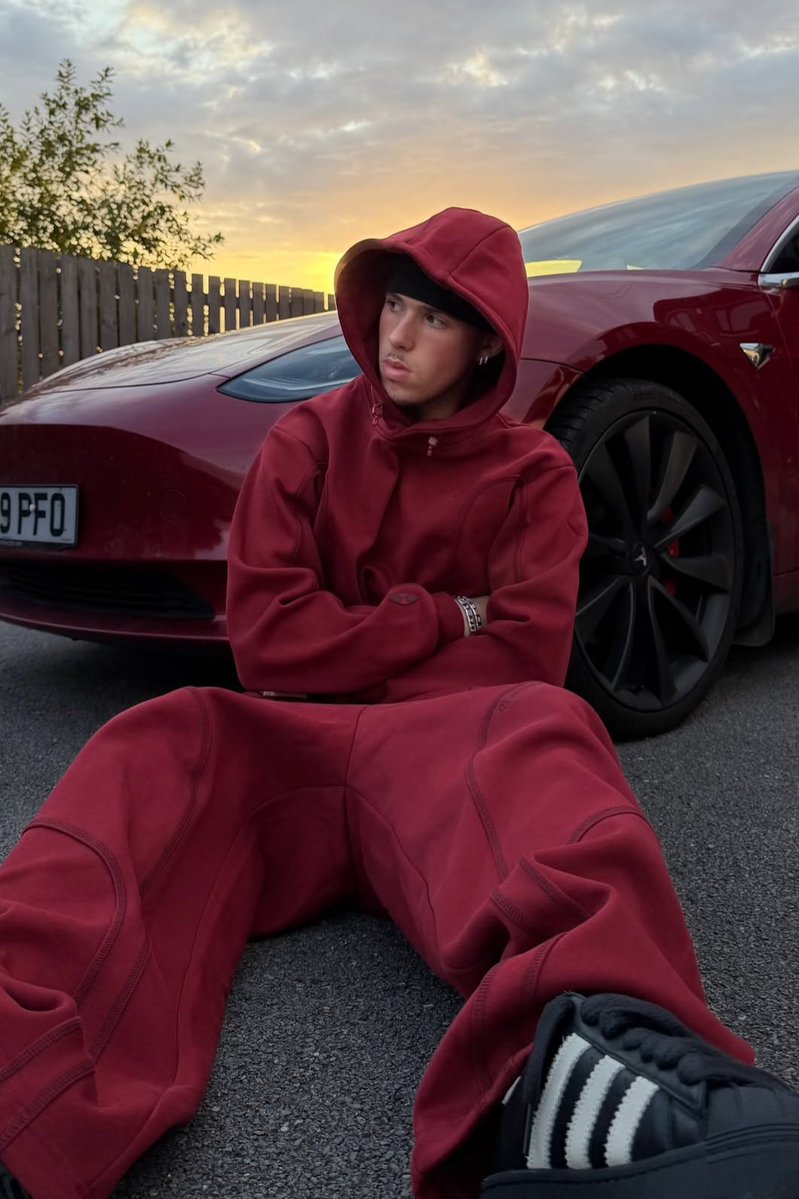 mensglobalstyle's tweet photo. Its two-piece Tuesday! Come on get comfortable and strut your runway in style! #mensfashion #mensoutfits #mensclothing #menswear #streetstyle #streetfashion #streetwear #mensglobalstreetwear #urbanstyles #mensfashionpost #streetmodel #menslook #MiddleEast #usafashion #Asian https://t.co/K5dv00HV9M