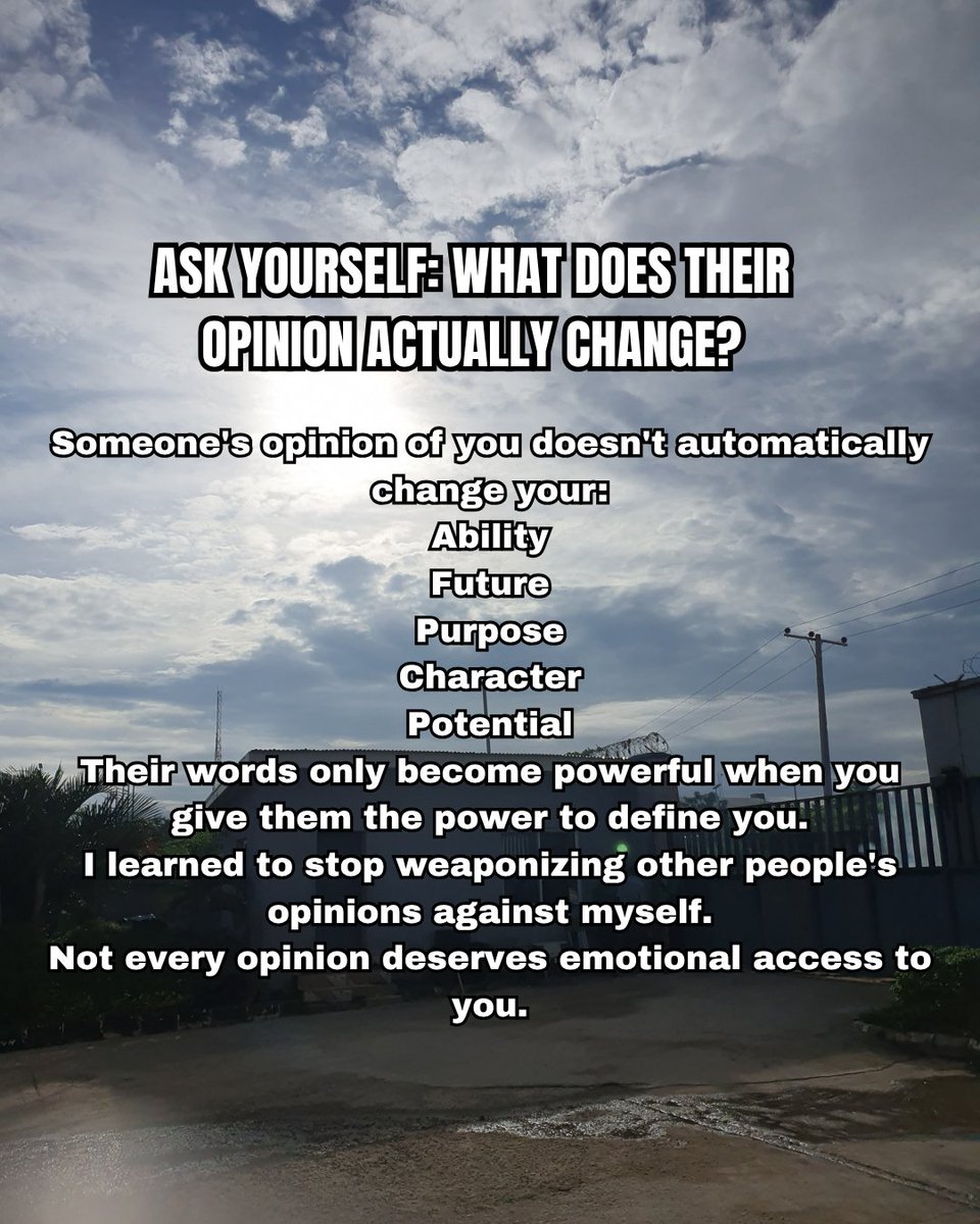 LawrenceDbrand's tweet photo. A lot of insecurity comes from giving other people's opinions more power than they deserve.
I had to learn to look inward, filter who I listen to, stop assuming, focus on my strengths, and become comfortable with myself.
These 5 lessons changed how I move.

#Mindset #SelfWorth https://t.co/f7fcqJiXyO