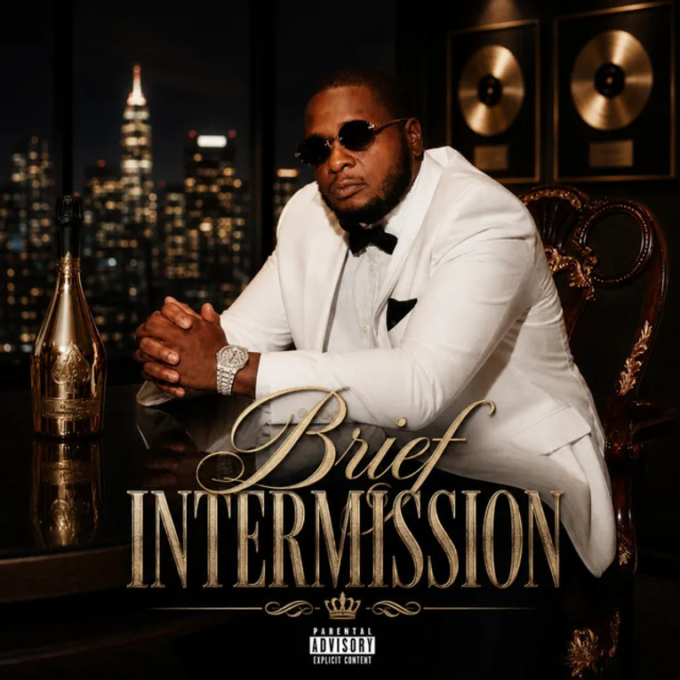 BHReview1's tweet photo. Young Chris Returns With Brief Intermission EP
https://t.co/OCNAxI3MiZ https://t.co/PiZ4ODCnjY