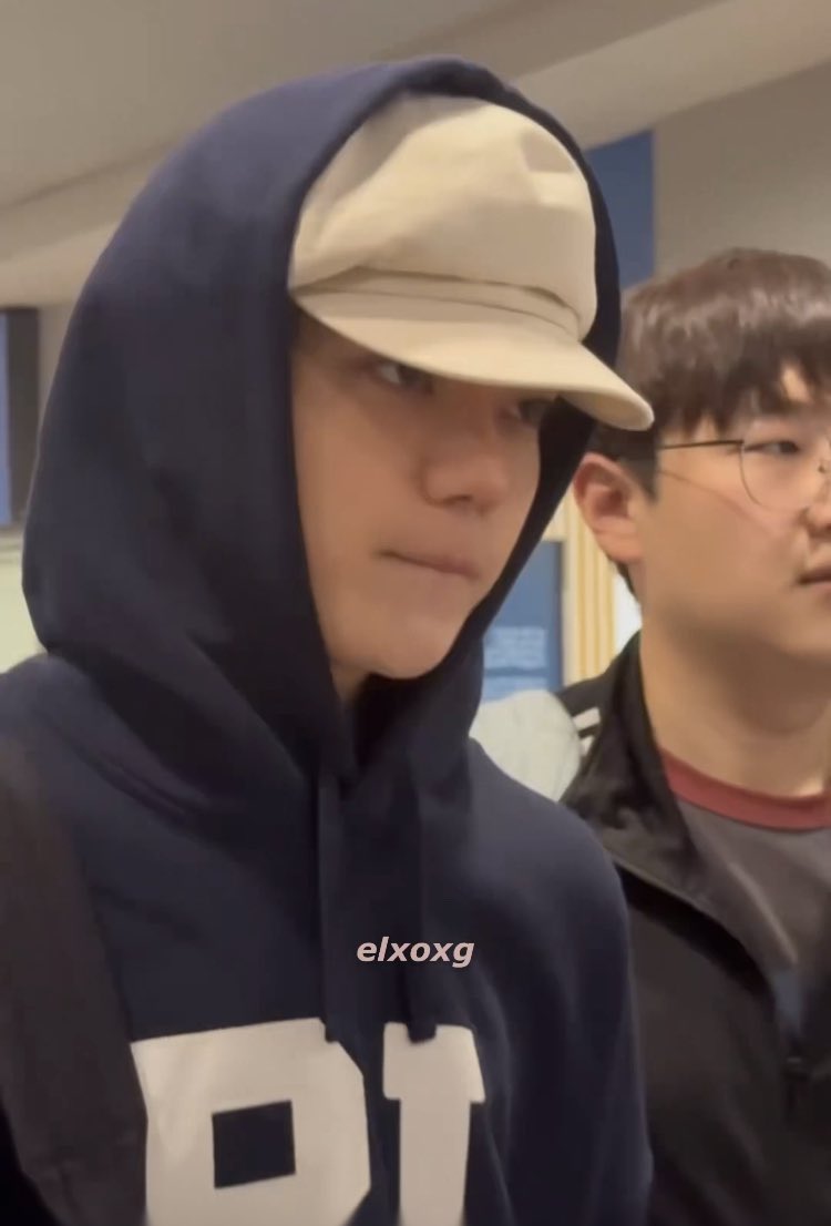 918_ryul's tweet photo. LNGSHOT at ICN heading to Brazil! Have a safe flight boys💕 https://t.co/xqtQ3beppB