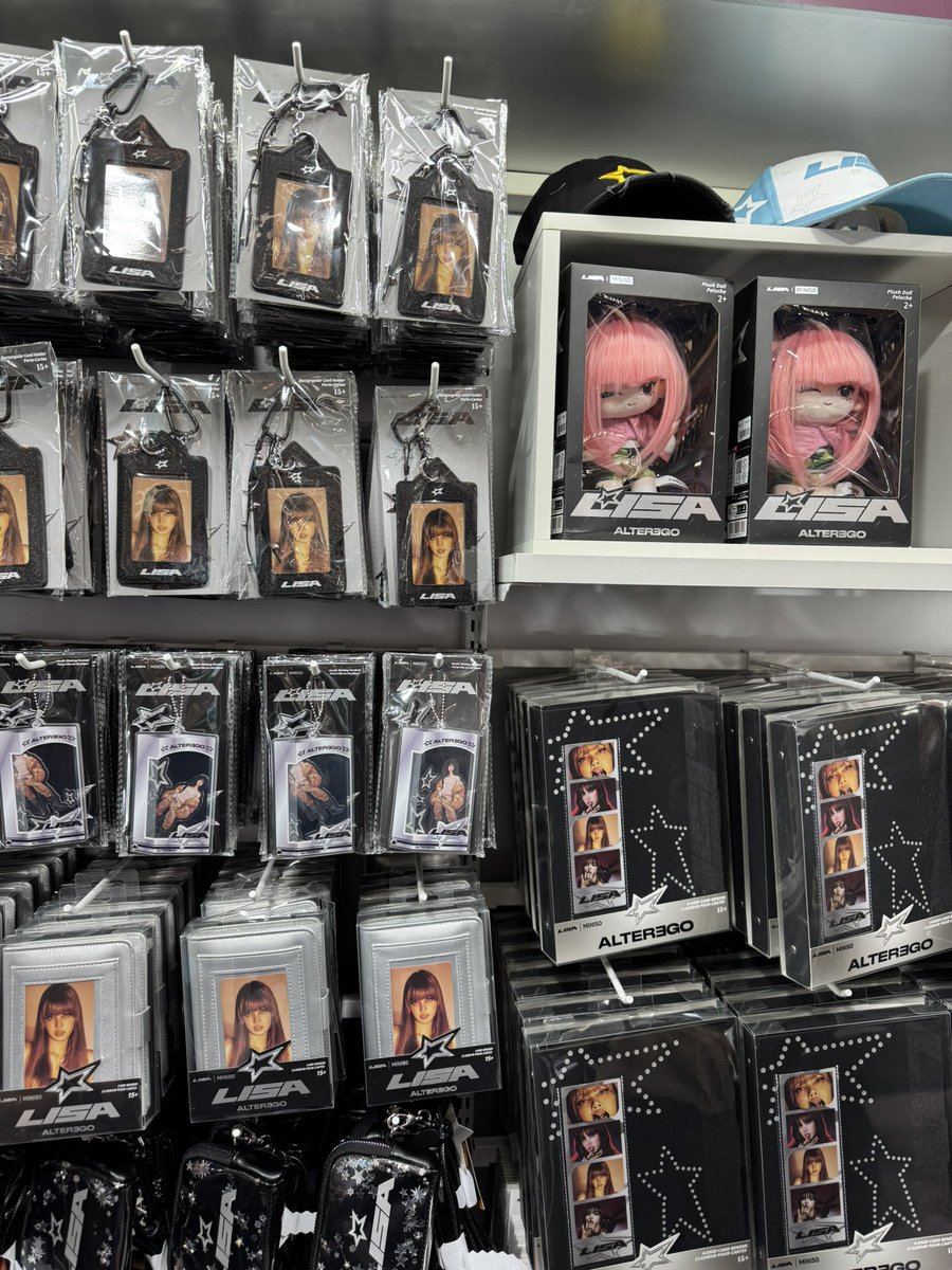 blinkpack1's tweet photo. ยังอยู่นะครับ ค่าหิ้ว +30 ค่าส่ง 50 สนใจเดมได้ครับ

#minisoxlisa #lisaxminiso #ตลาดนัดบพ https://t.co/RCnOW4WtkK