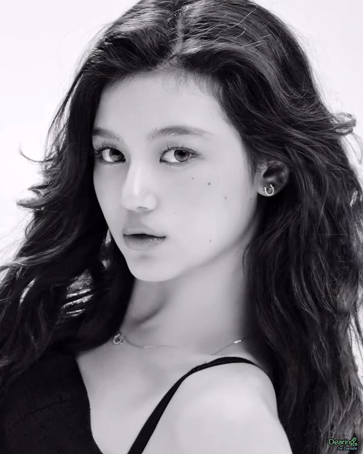 njz_updateidn's tweet photo. Dispatch ketahuan memberitakan hal palsu soal ibu Danielle dan Min Hee-jin.

Menurut polisi, chat dalam artikel 26 Februari lalu, termasuk soal “kakek bangsawan Jepang”, ternyata bukan percakapan nyata, melainkan hasil rekonstruksi Dispatch. https://t.co/ffzWgKidEU
