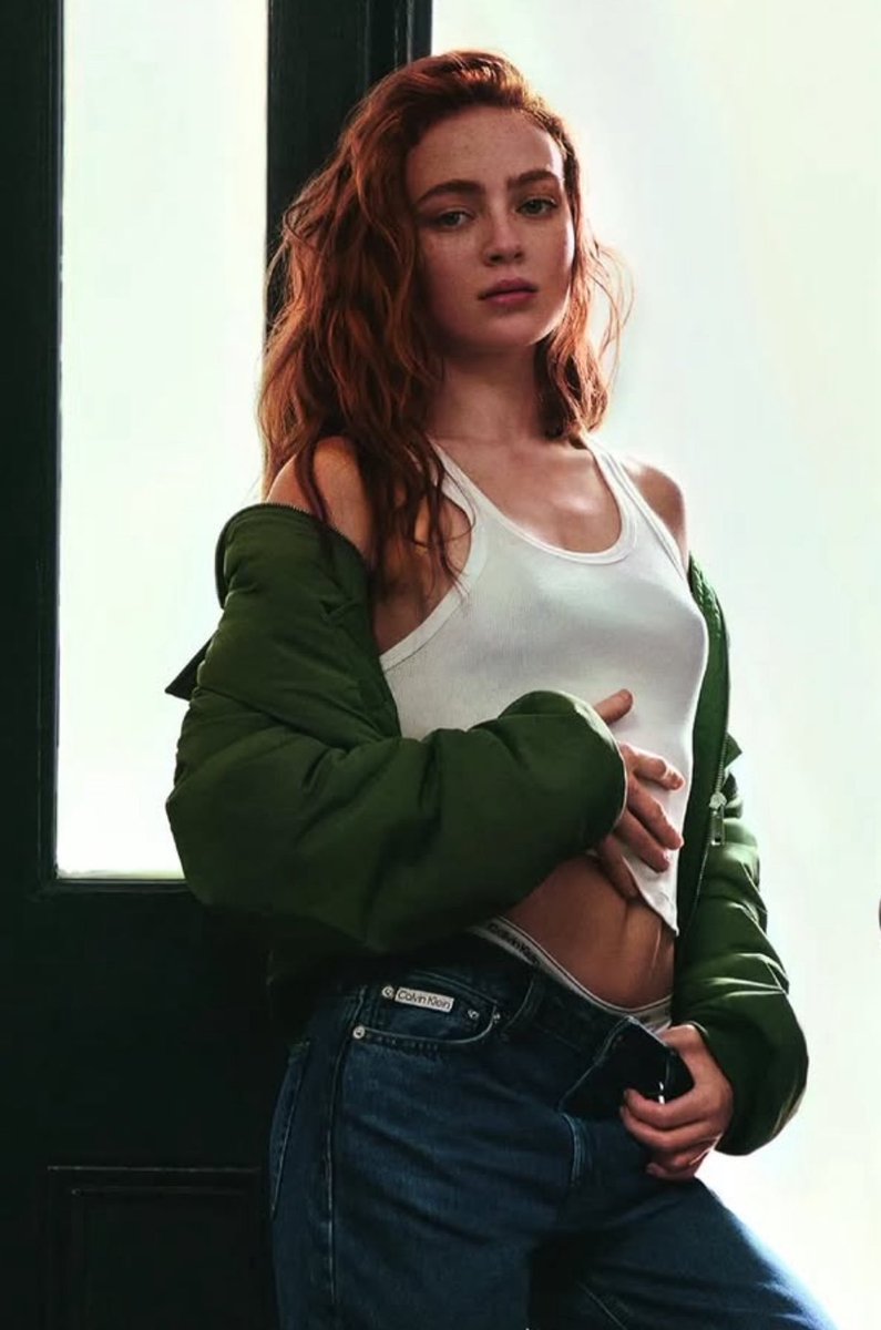 misstayswif's tweet photo. Sadie Sink x Calvin Klein https://t.co/B9YEyirNr3
