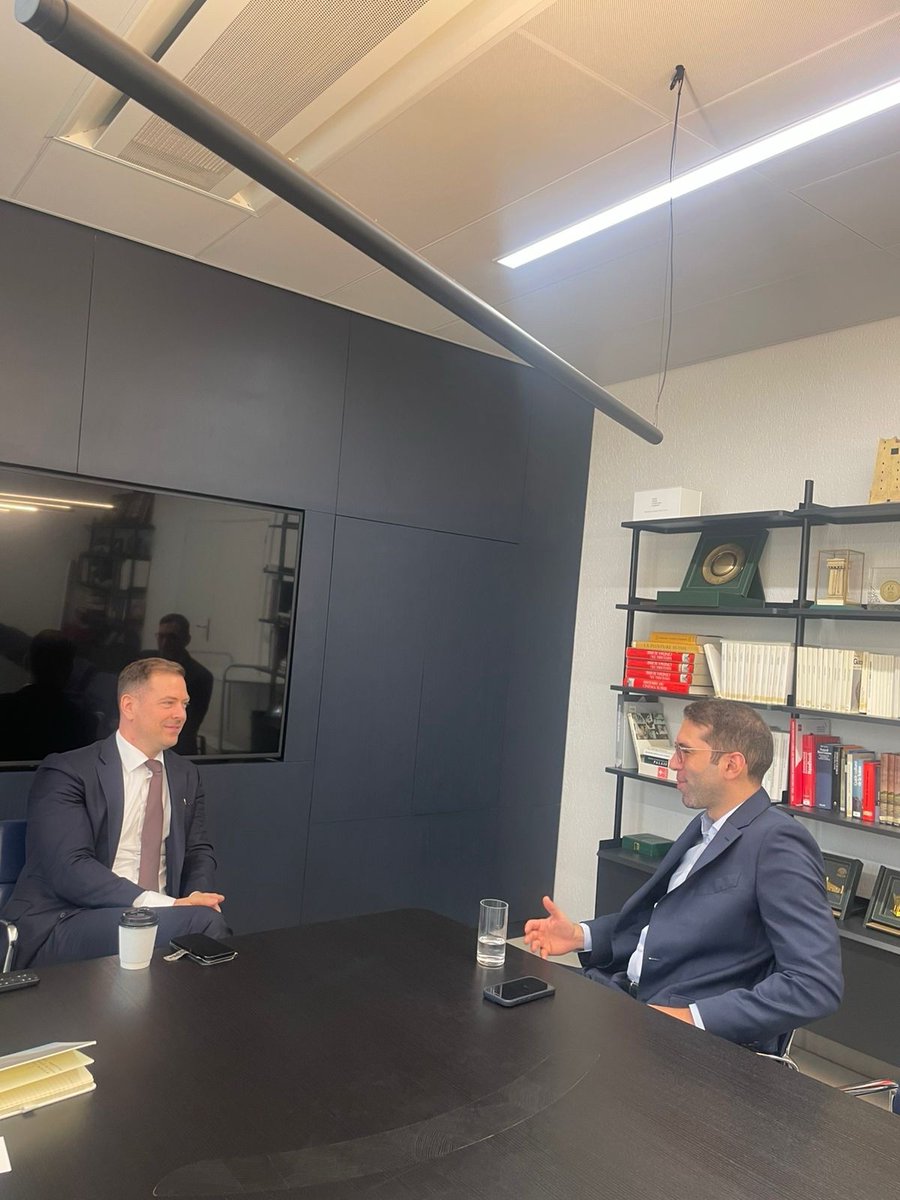 SwissEmbassyKSA's tweet photo. A pleasure to meet DPhi Space, a 🇨🇭Swiss-based startup developing AI-powered satellites for real-time insights on critical infrastructure &amp; assets, exhibiting at Leap 2026, a global #technology &amp; #innovation event in #Riyadh.
#SwissInnovation #SpaceTech #AI #LEAP2026 #SaudiArabia https://t.co/1syZ0U1Dur
