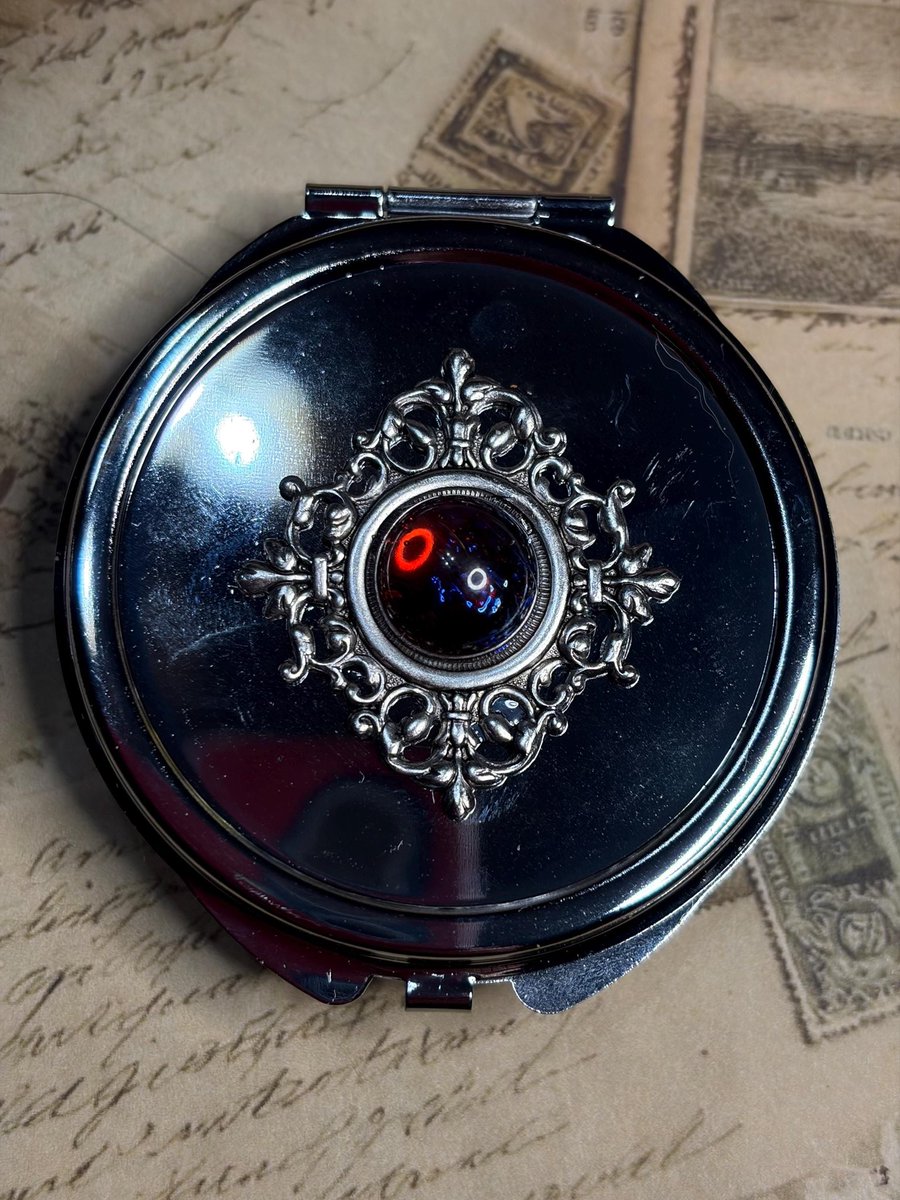 Witschy's tweet photo. Obsidian Pocket Scrying Mirror - Compact makeup Mirror - Mexican opal/Dragons Breath center - Compact Must-Have for Purse or Back Pocket                                                https://t.co/d5ipLEzX4P  #scrying #scryingmirror #mexicanopal #dragonsbreath #etsy #gift https://t.co/PtbksF82eQ