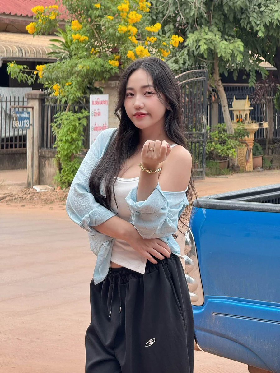 AleidaLawary's tweet photo. 6💄”ตอนแรกก็ไม่เชื่อ จนกระทั่งลองใช้เอง... ไอเทมลับที่บิวตี้บล็อกเกอร์เกาหลีโหวตให้เป็นอันดับ 1!“ 🦋 ครีมกันแดดเนื้อซูเฟล่ บาง���บา คุมมันนาน 600/1💚💚💚💚💚💚
1

 »» 🆔:  daissy898

กดเพิ่มเพื่อน
https://t.co/opmaUPMvnr

💥💙💙💙💙💙💖

#อยุธยา📌
อยุธยา📌 https://t.co/tIpegfbn6t