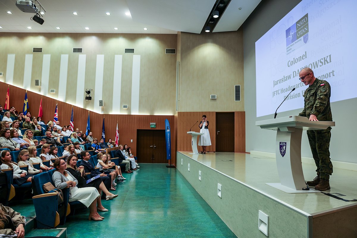 NATO_JFTC's tweet photo. Today, #JFTC was pleased to host the International School of Bydgoszcz’s school year opening ceremony. On behalf of the #JFTC Commander, COL Dąbrowski, Head of the JFTC Headquarters Support Division, wished the #ISOB community a successful school year. https://t.co/NnalDVS190