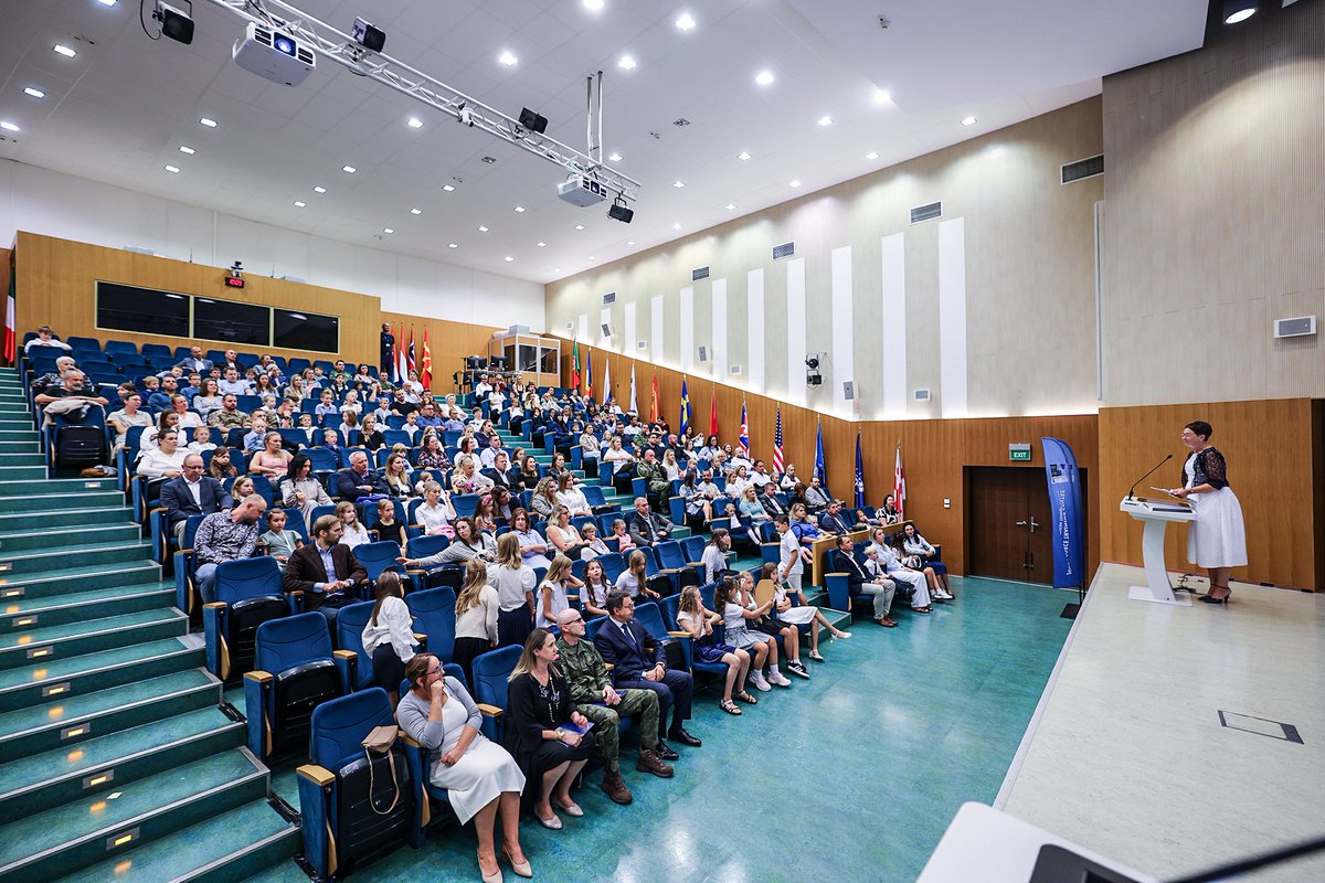 NATO_JFTC's tweet photo. Today, #JFTC was pleased to host the International School of Bydgoszcz’s school year opening ceremony. On behalf of the #JFTC Commander, COL Dąbrowski, Head of the JFTC Headquarters Support Division, wished the #ISOB community a successful school year. https://t.co/NnalDVS190