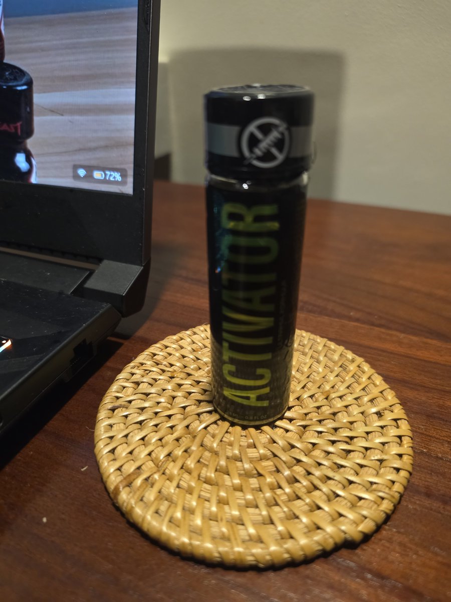 yourJayD's tweet photo. Uwi ka na babes... ready na ko...

Get your poppers from 
https://t.co/LQ4NO2m8vq https://t.co/0YKaE5ZCz1