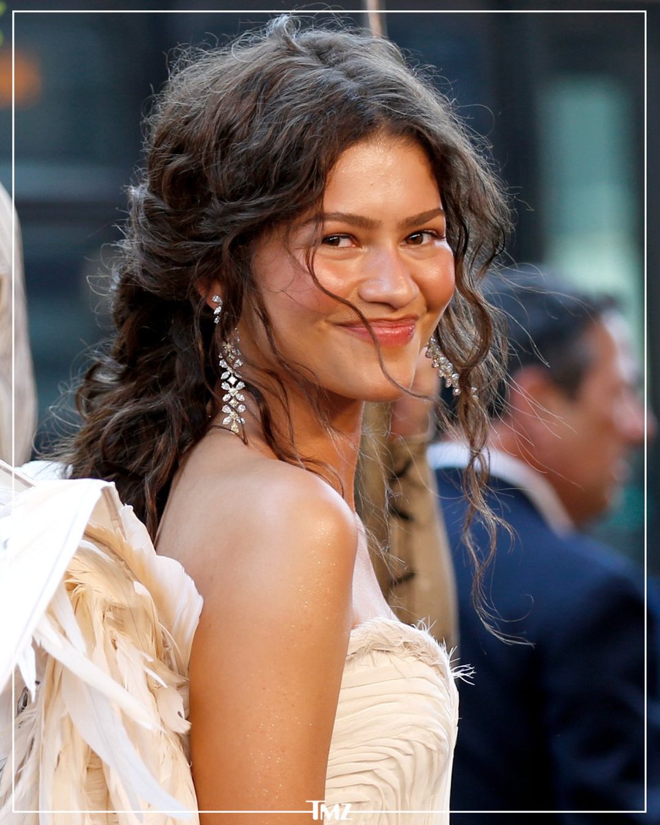 TMZ's tweet photo. Happy birthday to the incredibly talented, Zendaya. 🤍 https://t.co/5lsqlqeOXp