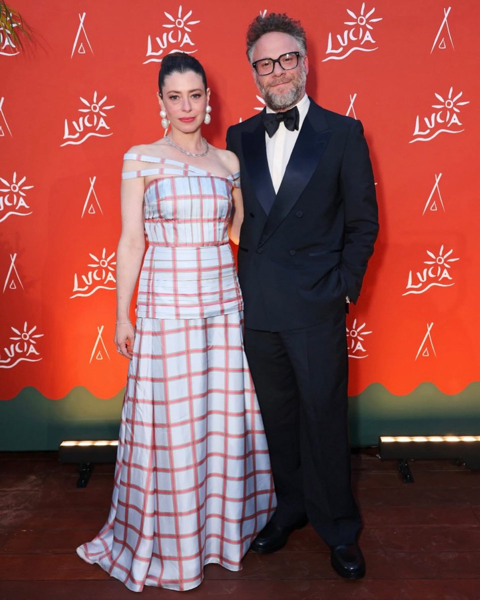 _EmphaSiZ's tweet photo. Lauren Miller Rogen attends the TANGLES Cannes premiere. https://t.co/zB7WMvroKt