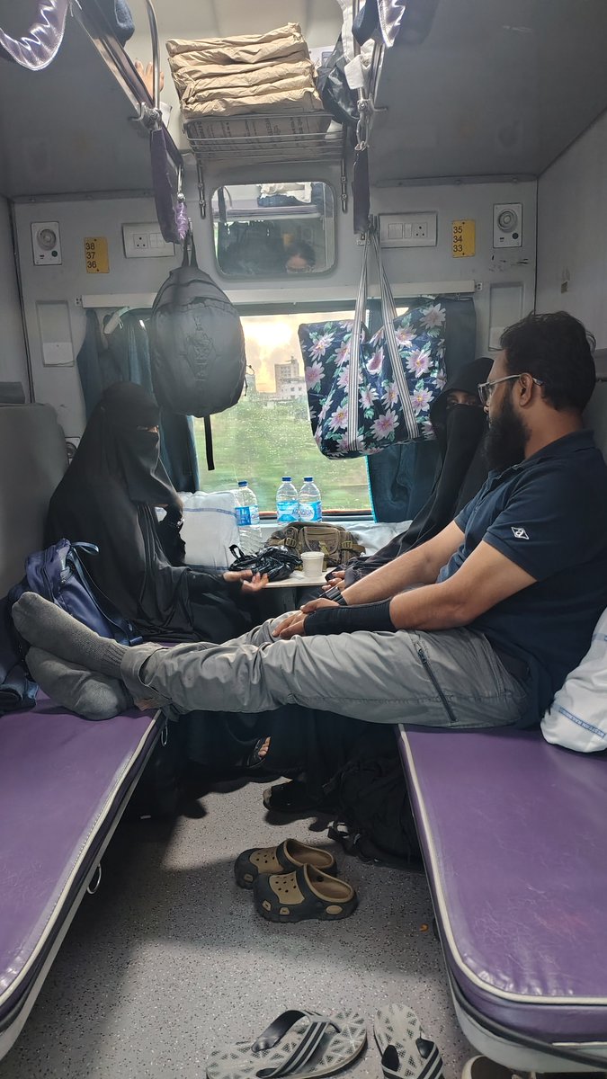 Dshi1811's tweet photo. @DelhiPolice @crpfindia @CPMumbaiPolice @WesternRly The passenger has Seat No. 40 (Upper Berth) in Coach 19, while three others and a lady in Seat No. 44 are also involved. And also all are front of my seat All of them are together harassing and threatening me, including threats of physical harm https://t.co/ndjjbfLshX