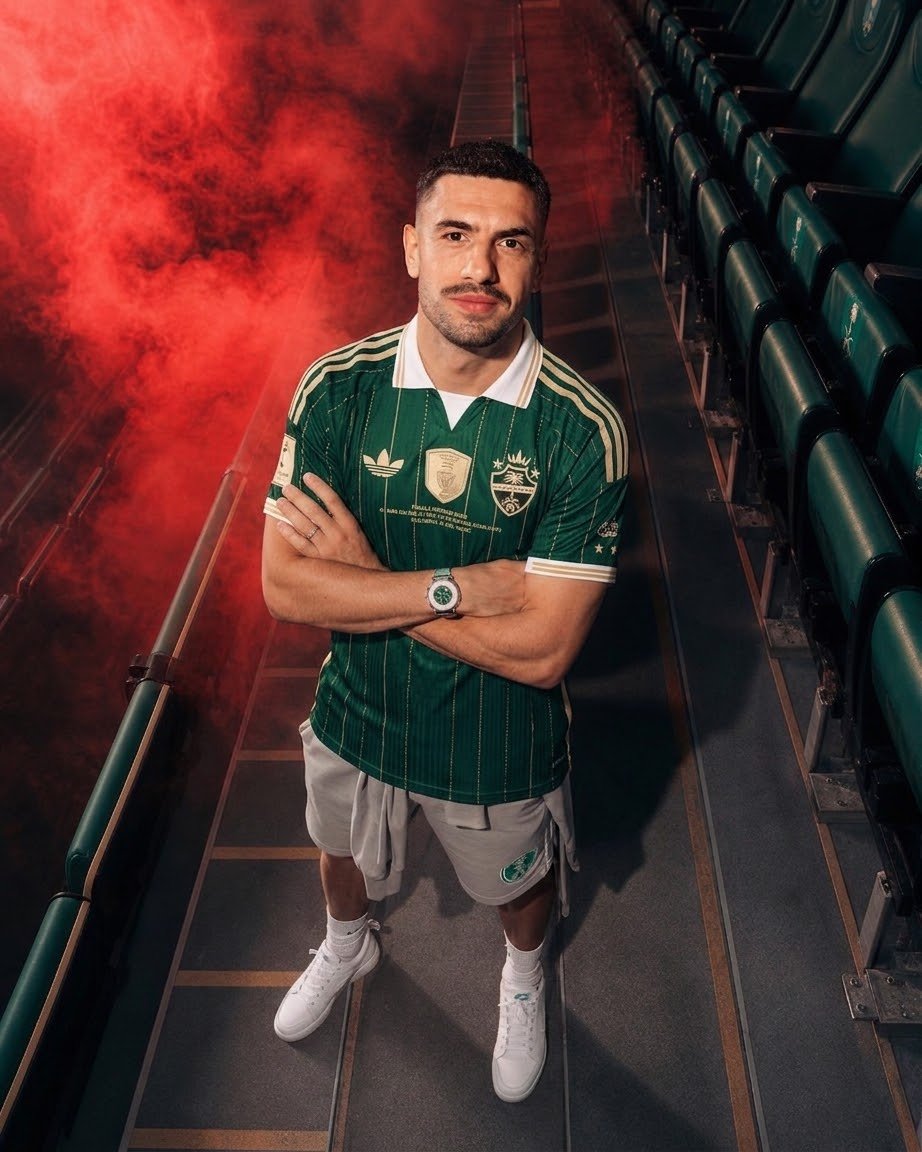 j02_store's tweet photo. كثرت الرسايل عليه تبون نرجع نوفره ؟

#الاهلي https://t.co/Ei1yf8lcyt