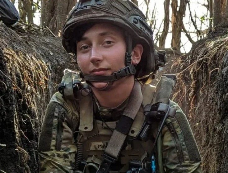 DakdaR22's tweet photo. Dzvenyslava "Magura" Rymarova
Before the war, she worked as an architect. 
However, after the Russian invasion, she set aside her architectural plans and donned a uniform🇺🇦

This brave woman joined the army as a combat medic, saving the wounded under fire during the fiercest clashes.
She saw severely wounded soldiers. Bloodied faces. Mutilated bodies. People she knew were dying.

"I had to do everything in my power to save a person," she recalled.

Later, she took the controls of an M2 Bradley vehicle and eventually became its commander within the 47th Mechanized Brigade.

Her Bradley was hit repeatedly. She herself was wounded. Yet, she kept fighting.
During one engagement, she maneuvered her crew through Russian fire to reach Ukrainian infantry and helped evacuate eight soldiers.

She did not retreat. She did not break. She continues to fight; even today, this amazing woman stands in the front line🇺🇦

Just wow, absolutely respect 🫡