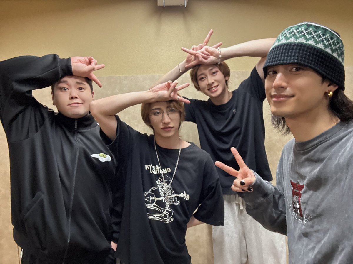 takeshi__naoki's tweet photo. 剣劇「三國志演技〜蜀漢」
東京三日目ご観劇頂きありがとうございました

楽しくてあっという間だよ
アフトは一瞬だった
侑の曹操にも久し振りに会えて嬉しかったにょん

#剣劇三國志 https://t.co/TH74gq5ZfI