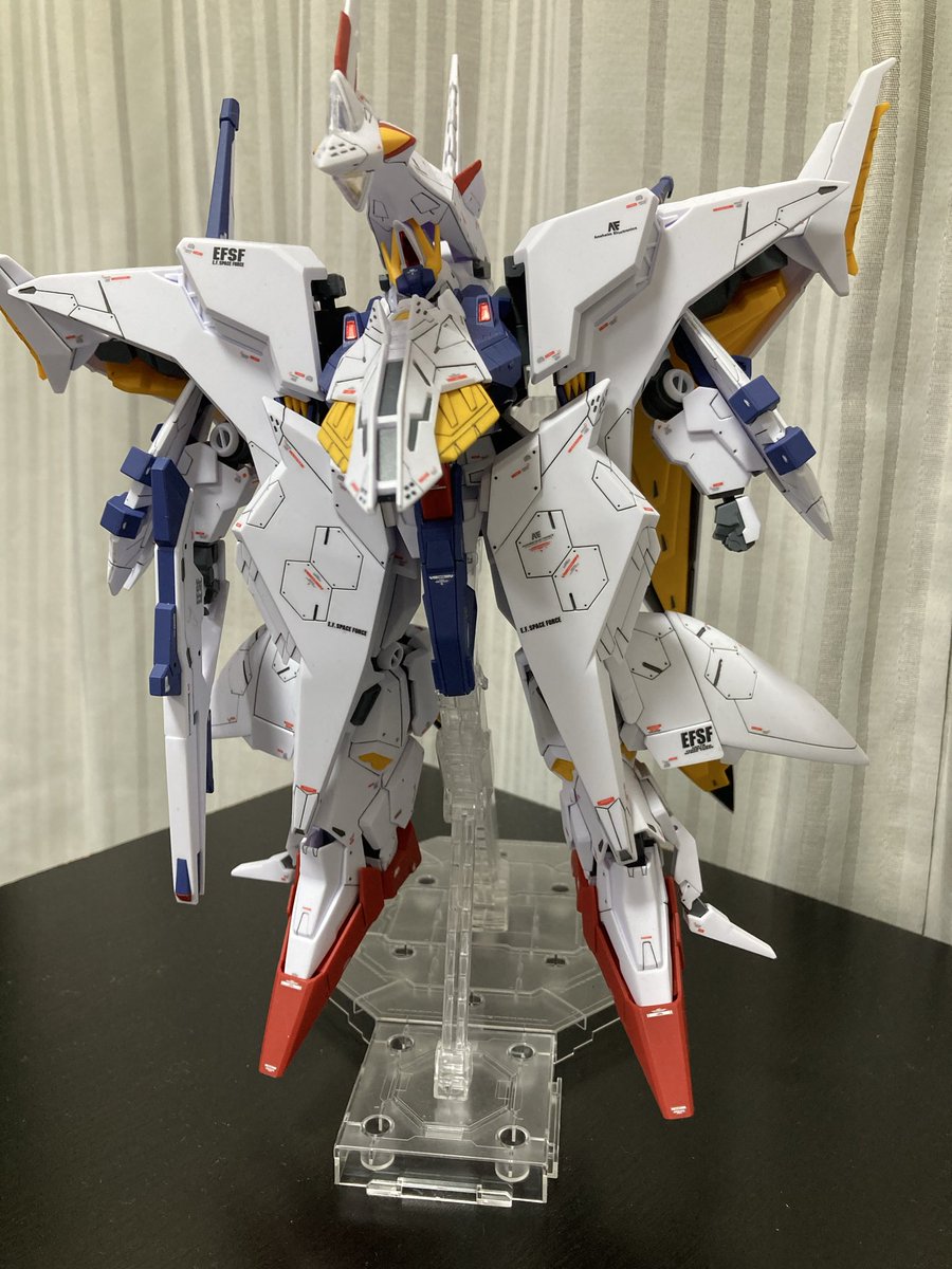 3chi4fst's tweet photo. ガンプラ制作記録🤖
ペーネロペー完成‼️
とにかく大きい💦
グラグラして怖い💦
置き場所がない💦どうしよう🥹
#ガンプラ #ガンプラ好きと繋がりたい https://t.co/su434IdZ4h