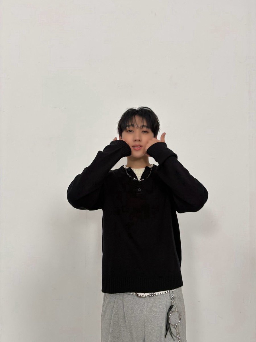 wildblue_ykme's tweet photo. [NAOYA]

STARRY原宿WEGOにゴー！！

#WEGO
#WILDBLUE #鈴川直弥 #NAOYA https://t.co/zkiMJBAopx