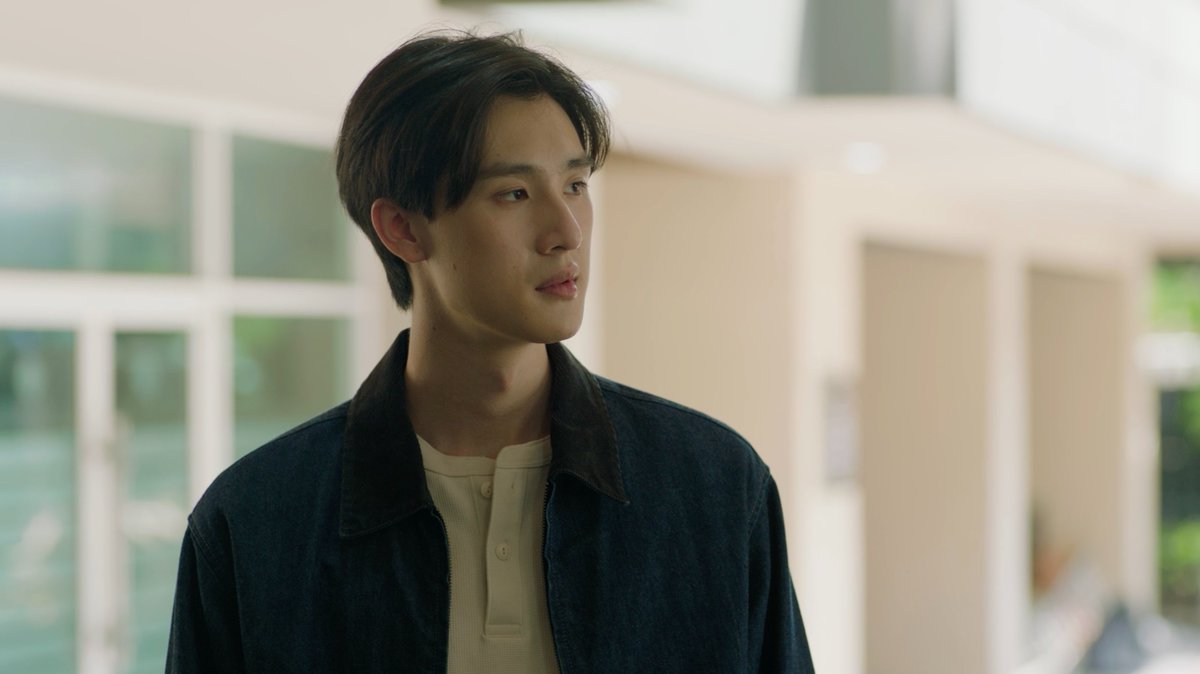 GMMTV's tweet photo. พักซักวันนะภัทร อนุญาตให้ตัวเองอ่อนแอบ้างซักวัน 🫳🏻
#MrKillSeriesEP9
@dew_jsu @vitheepanich https://t.co/gOKQtbjSfA