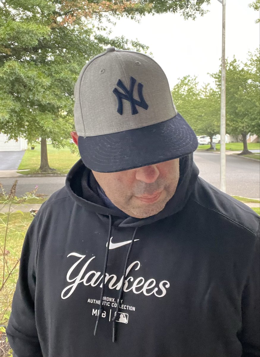 Muzixndmd's tweet photo. #YankeesCapOfTheDay
Officially part of the collection referred to as THE CHANGE UP.
A different @Yankees cap every NYY game.@NewEraCap #59Fifty @YESNetwork #YankeesTwitter #RepBX #UnitedByCaps #LidsLoyal #NYYCapOfTheDay #ToyotaPinstripePride https://t.co/ISADCUB9io