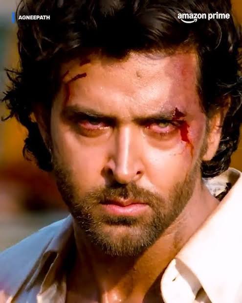 Gaurav_HRX's tweet photo. @NetflixIndia The immense pressure on Hrithik for Agneepath was real, but he owned Vijay with his own style. Delivered a record-breaking opening, made it a superhit, and silenced all haters. Why even compare him to Big B? 🔥 #HrithikRoshan #Agneepath https://t.co/rSuyk3R8S2