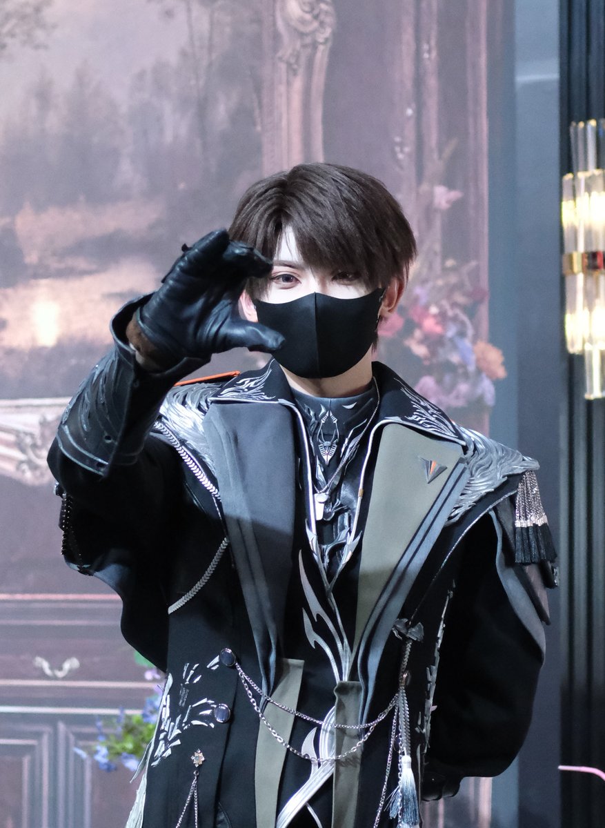 knightofmight01's tweet photo. Caleb sharing love with all his meimei 🥺

#gamescon #ladsgamescon #LADSGSC2026 #caleb #loveanddeepspace #loveanddeepspacefanart #夏以昼 #恋与深空 #恋与深空 https://t.co/VGJcLVULsR