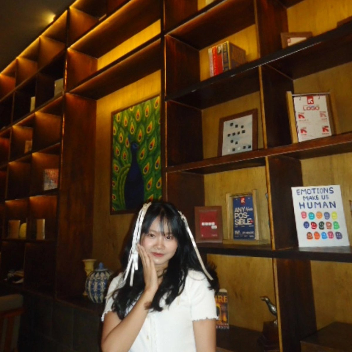 savorqy's tweet photo. QUEER FRIENDSHIP APPLICATION] 

Name: anya
Age: udh legal lah
Occupation: mahasiswa 
Zodiac: psices
Height: 154
Hobby: bobo, bersih bersih, yapping
Fun fact: lg belajar mam sayur 🥬 https://t.co/5n7n0mpdiC