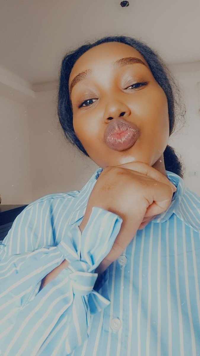 yvonnekontoz's tweet photo. I refuse to address political leaders with Unearned decorum.
 If Ruto wants us to call him Excellency.. He should Show us the excellence.

Mheshimiwa.?Earn it

​We respect the office,,it belongs to the people. But as youth, we will address you as an individual accountable to us. https://t.co/1iyUtEDqat