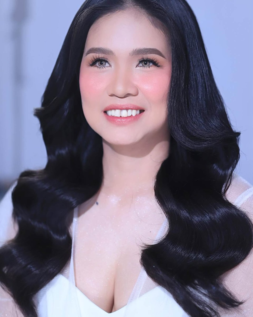 OzanYocan's tweet photo. Julien Myka’s beautiful bridal preparation look, with makeup by Jaya Nacalaban and hair styling by Ryan Villar Quinazo. https://t.co/SrqqF2nVPj