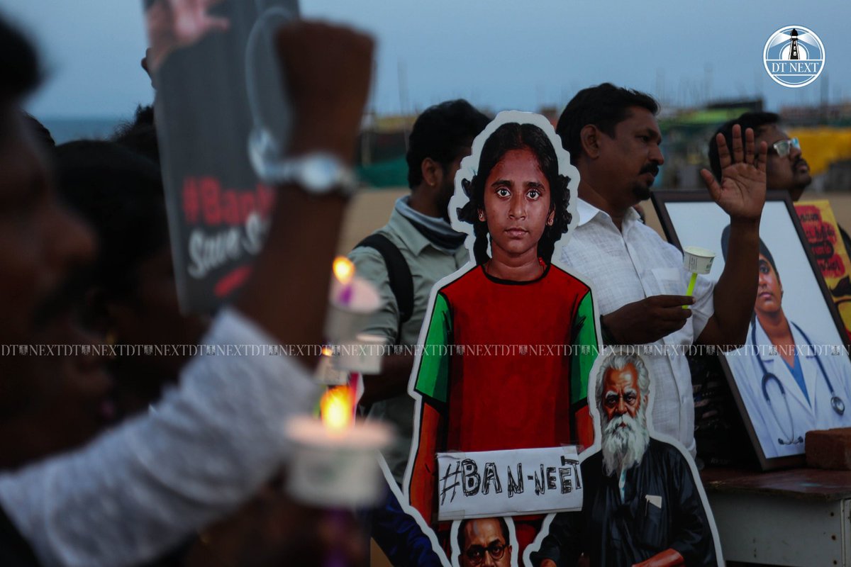 dt_next's tweet photo. The Anti-NEET Federation-Tamil Nadu held a solidarity gathering commemorating the ninth death anniversary of S Anitha on September 01, while also demanding a NEET ban and bringing back education into the State list.
📸 @agam_justin
#DTNext #TamilNadu #Chennai #NEET #NEETBan https://t.co/ZgjaFl7inZ