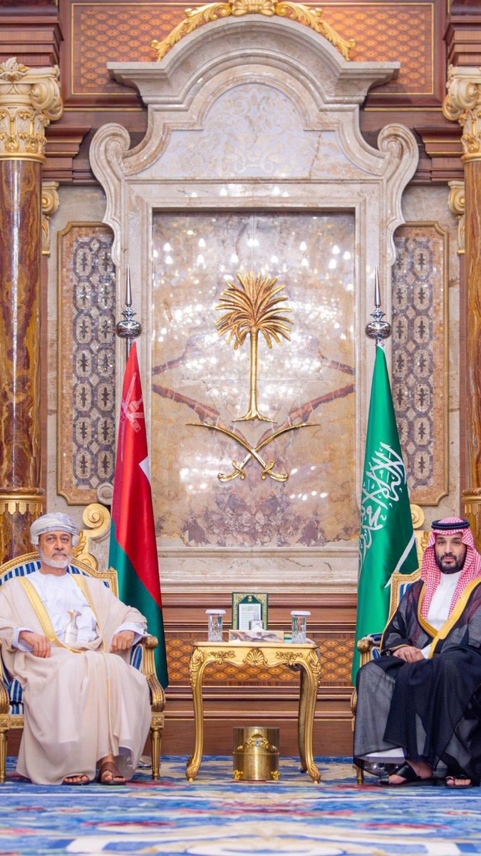 bss9876_'s tweet photo. العز و الفخر و الهيبه في صورة

#السلطان_هيثم_بن_طارق 
#ولي_العهد_الأمير_محمد_بن_سلمان https://t.co/CIH0XWjeb3