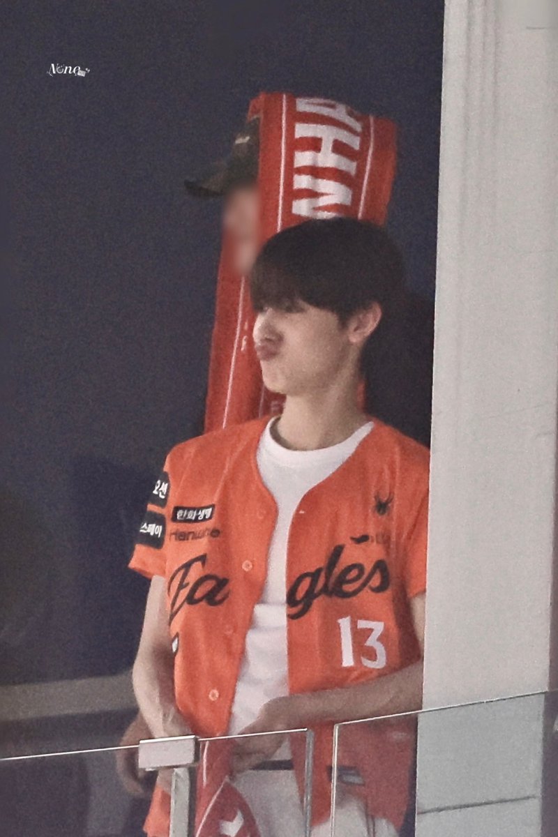 none_090113's tweet photo. 260830 😗😗😗

#SEONGHYEON #CORTIS #성현 #코르티스 #엄성현 https://t.co/nK2oclOJMQ