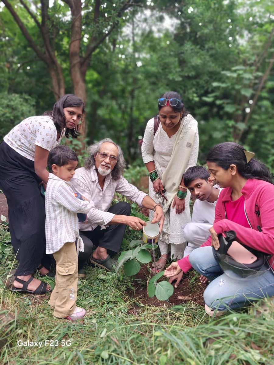 yamglobal1's tweet photo. Dhara Seva, Shiv Seva | The Spirit Begins With You
Dhara Seva, Shiv Seva is not just about large plantation drives—it is about taking responsibility for our environment in our everyday lives. https://t.co/1mVv97EgZH