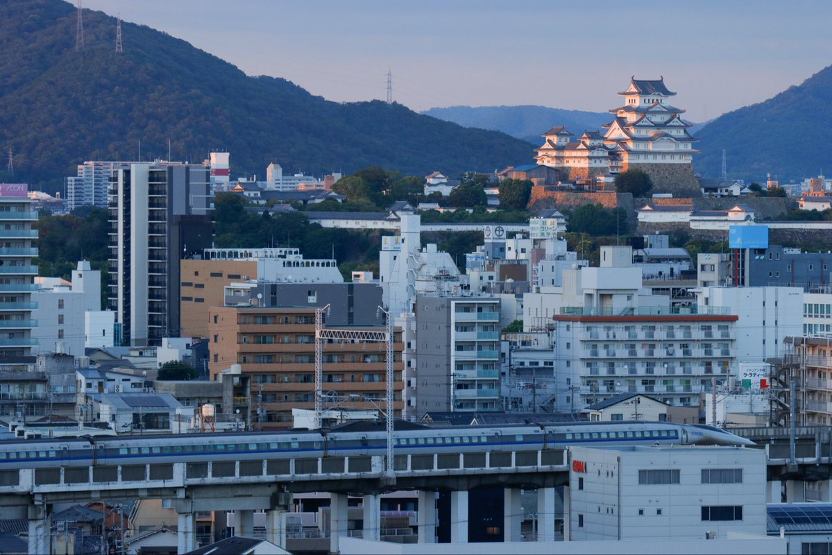 hayate_7nm's tweet photo. 2026/09/01
こだま961号 博多行き
500系 V9編成
山陽新幹線 姫路〜相生（手柄山平和公園）
昨日から今日の午前中までV4編成が担当していた運用をV9編成が引き継いで関西まで顔出し。推しのV9編成が久々に動いて、早速関西へ足を伸ばしてくれて嬉しい限りです✨
#500系 https://t.co/Z5rpFhMeSy