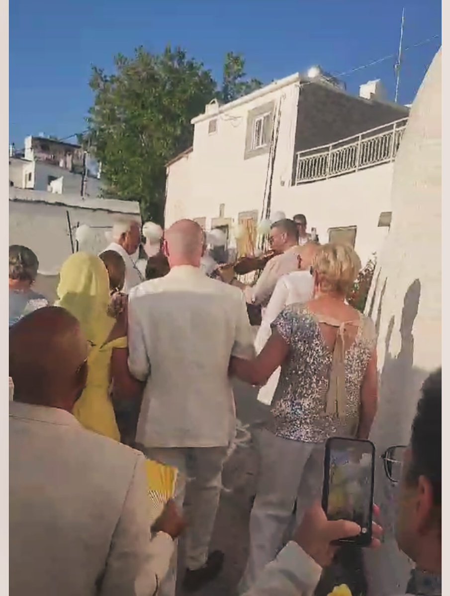 ShamithaNinha's tweet photo. A few photos from our big day. We had an amazing time. https://t.co/Be9dRtu311