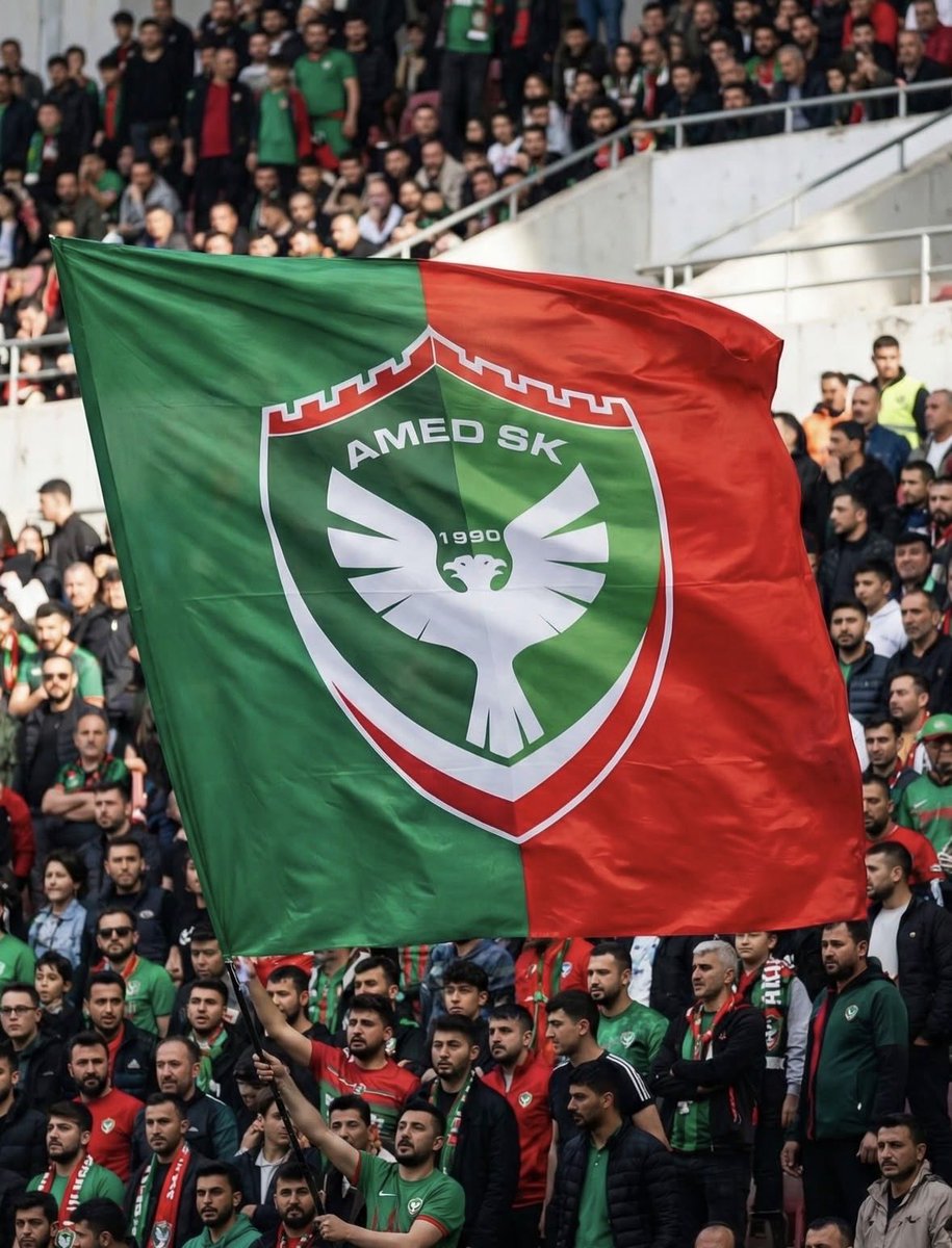 EnginEnginovev's tweet photo. @superlig ❤️💚 https://t.co/mqLVoaBMhW