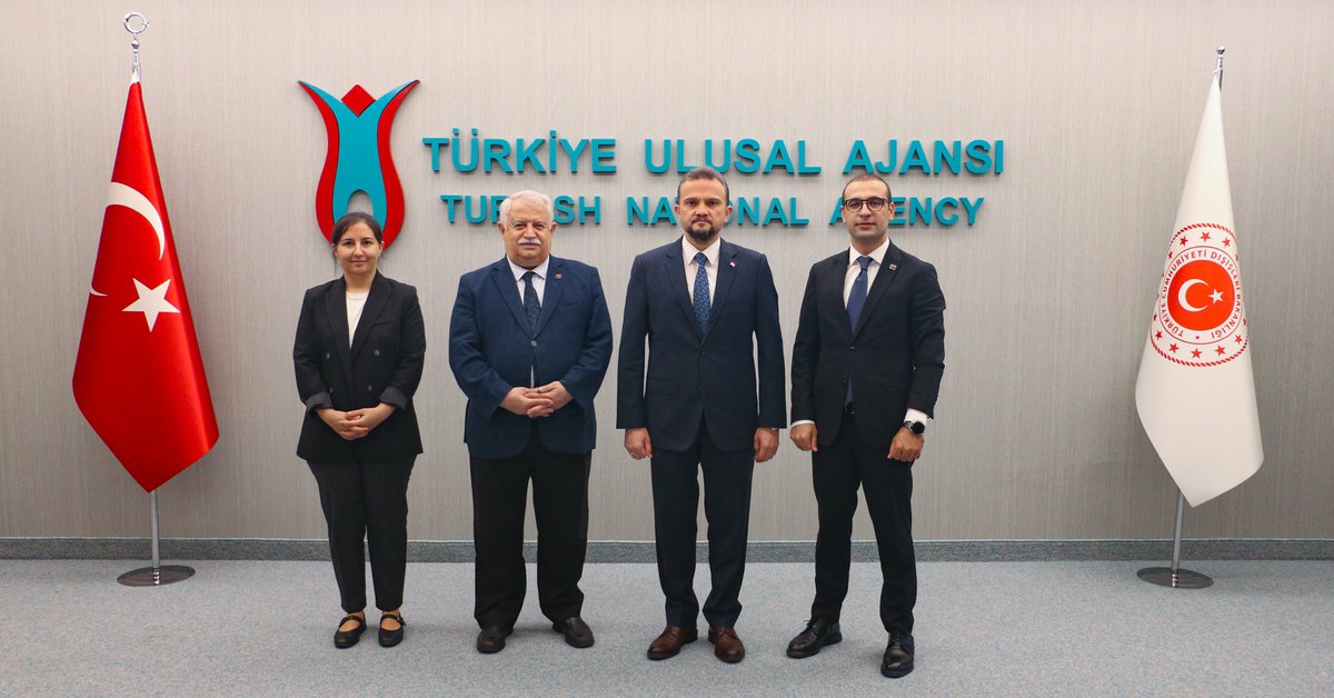 ulusalajans's tweet photo. Sayın Başkanımız İlker Astarcı, Türkiye Bilimler Akademisi Başkanı Sayın Prof. Dr. Muzaffer Şeker'i makamında ağırladı. Erasmus+ ve ESC programları kapsamında kurumlarımız arasında geliştirilebilecek iş birliği olanaklarının ele alındığı bu nazik ziyaret için kendilerine teşekkür ederiz.
@ilkerastarci @profmseker @TUBAakademi