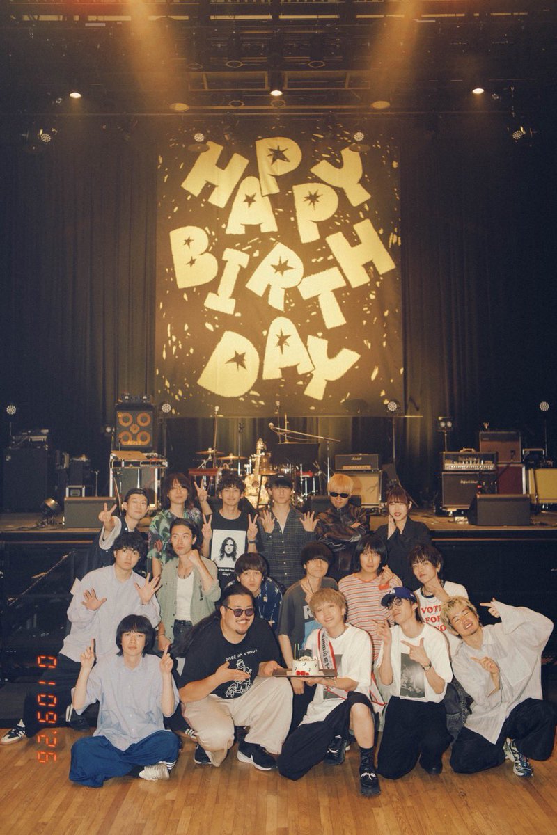lingnai03's tweet photo. でらしのスーパートモダチナイト
ご来場ありがとうございました！
めちゃくちゃふざけた！
みんなが楽しんでくれてたら嬉しいです！

Itoくん
トンボコープ
リュックと添い寝ごはん
オレンジスパイニクラブ
ハンブレッダーズ
renzoくん

俺の友達みんなカッコいいでしょ〜
#でら誕 https://t.co/coHEnKsz7T