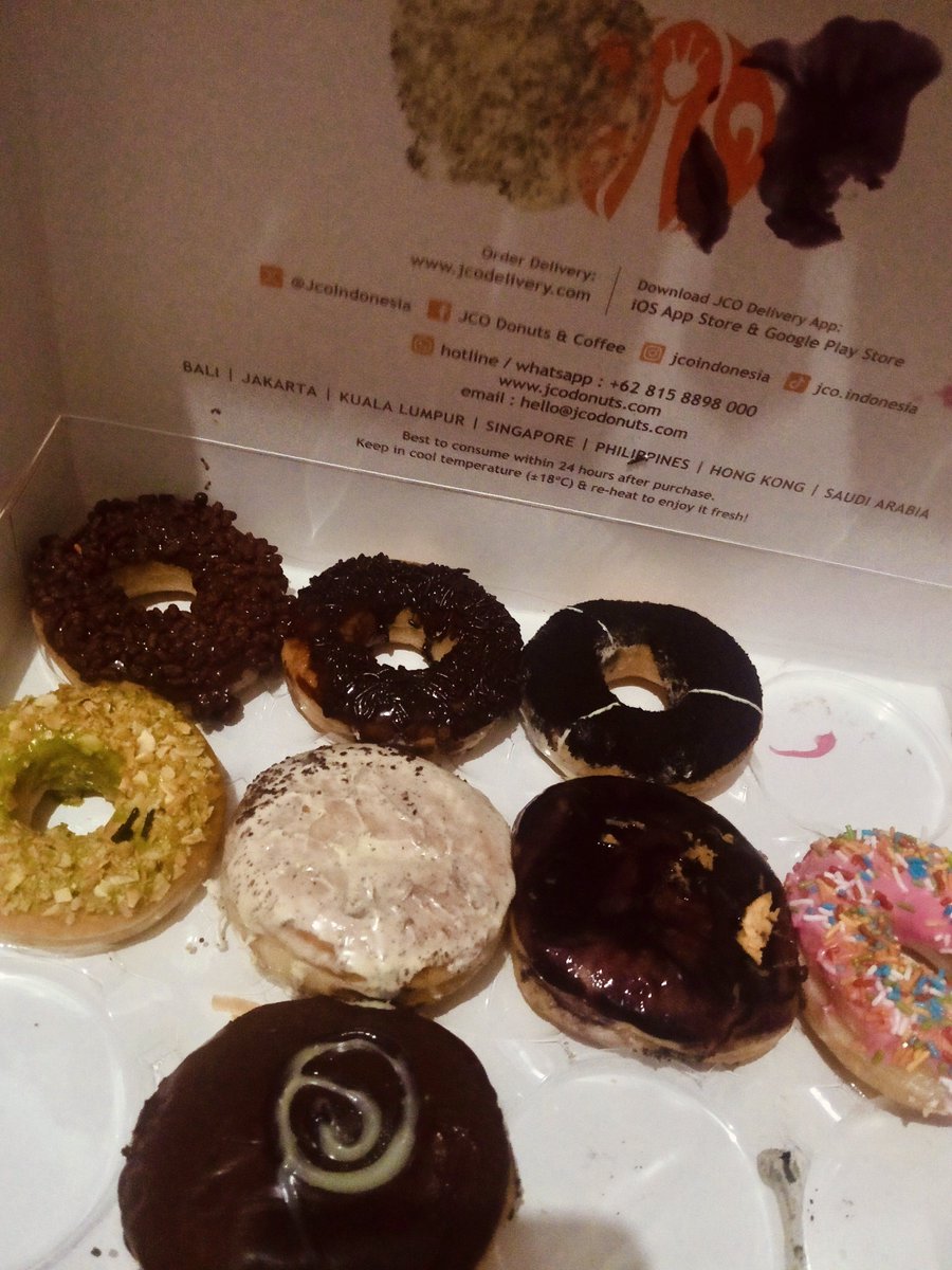ceyamour's tweet photo. lagi diet gula tapi becusn't https://t.co/OA03Lf8rRY