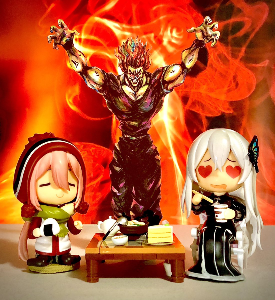 nyantekottai's tweet photo. 9/1のお題【しょくよく】

「太りたくば、深夜に喰らえ！！！」

#深夜のねんどろ撮影６０分一本勝負 https://t.co/ykhFbDXTLC