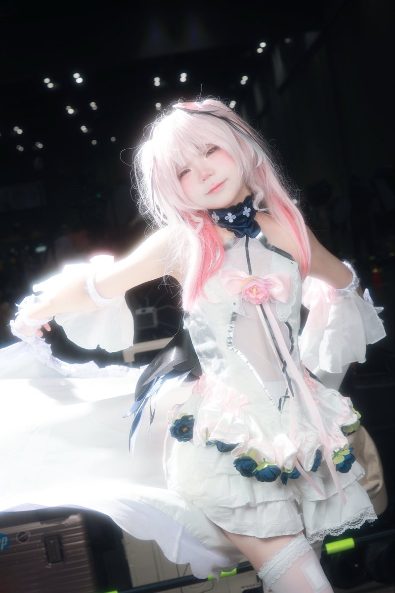 Senseizaki's tweet photo. 📸: @juljaeng2 

#BlueArchive #下江コハル https://t.co/H42jCXEIoO