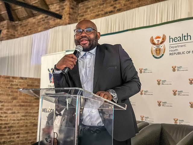 DA_GPL's tweet photo. Corruption-accused former Health HOD Malotana is now Joburg’s Public Safety HOD.
Suspension lapsed.

No public disciplinary outcome.

Lifestyle audits still hidden.
Moving accused officials around is not consequence management.
#DAatWork #RescueSA #DA_GPL #EndCorruption @Lesufi @SollyMsimanga

Read more: https://t.co/FbPVrrx75p