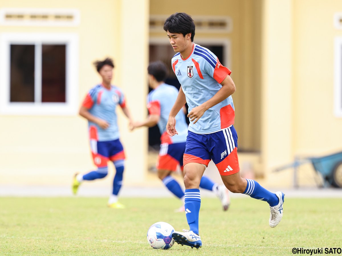 gekisaka's tweet photo. 【写真特集】次戦の活躍目指すU-19日本代表…関德晴(川崎F)、木寺優直(大宮)(4枚)

https://t.co/InmDA7QlL5

#サッカー日本代表 #daihyo #AFCU20 #ゲキサカ https://t.co/4l6NqUIYl1