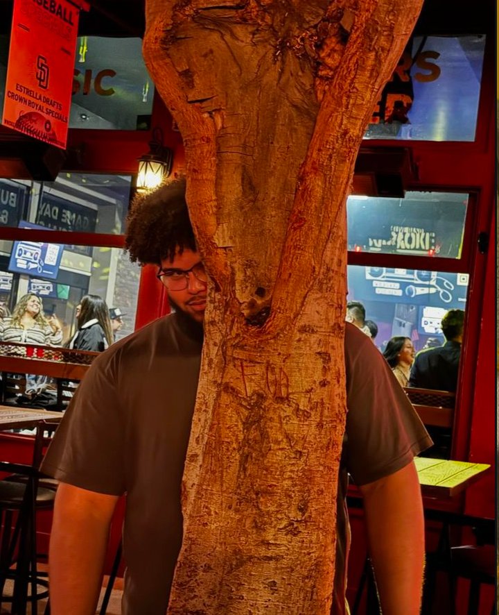 tresemad1's tweet photo. @thehunter877 @Plumspalace https://t.co/MSJuGyQcmi