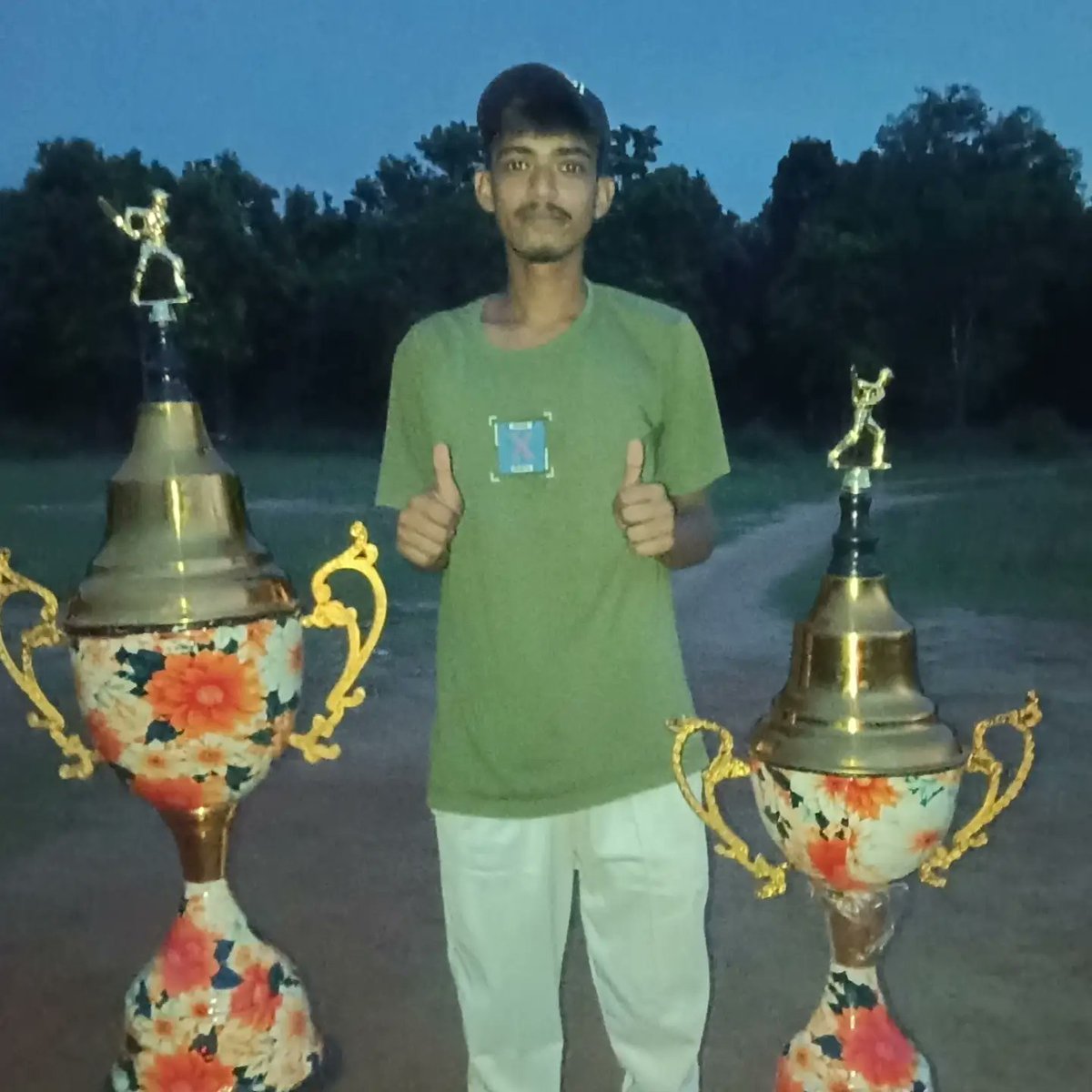 MemeMoroj's tweet photo. Today, both sides emerged as champions at Dhalla. https://t.co/jhDufsO4pQ