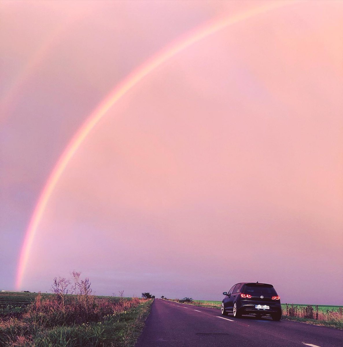 VestaScale58's tweet photo. Rainbow https://t.co/AQPvhGCFaY