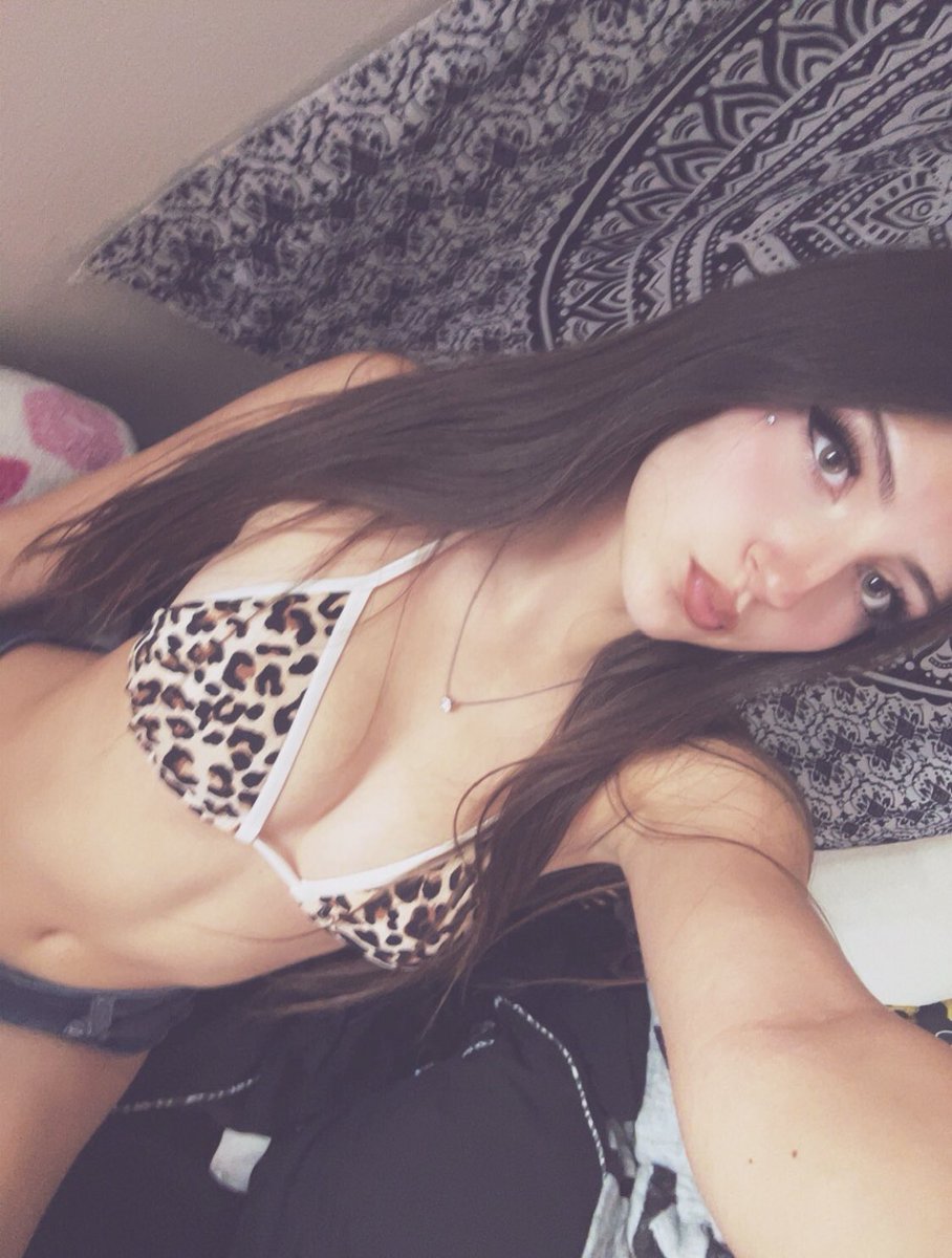 cherrycloudsy's tweet photo. stalk me, obsess over me, flood my messages and learn everything about me https://t.co/Sz39IBAWjm